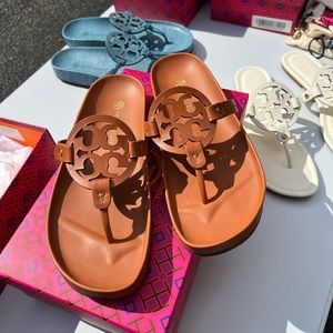 NEW Tory Burch Miller Cloud Aged Camello Sandals Size 9